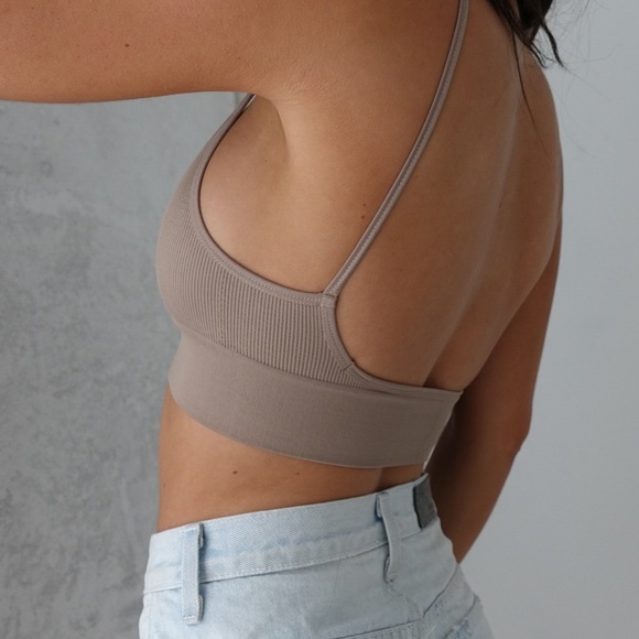 3 Low Back Bralette Crop Top Set - Picture 5 of 10